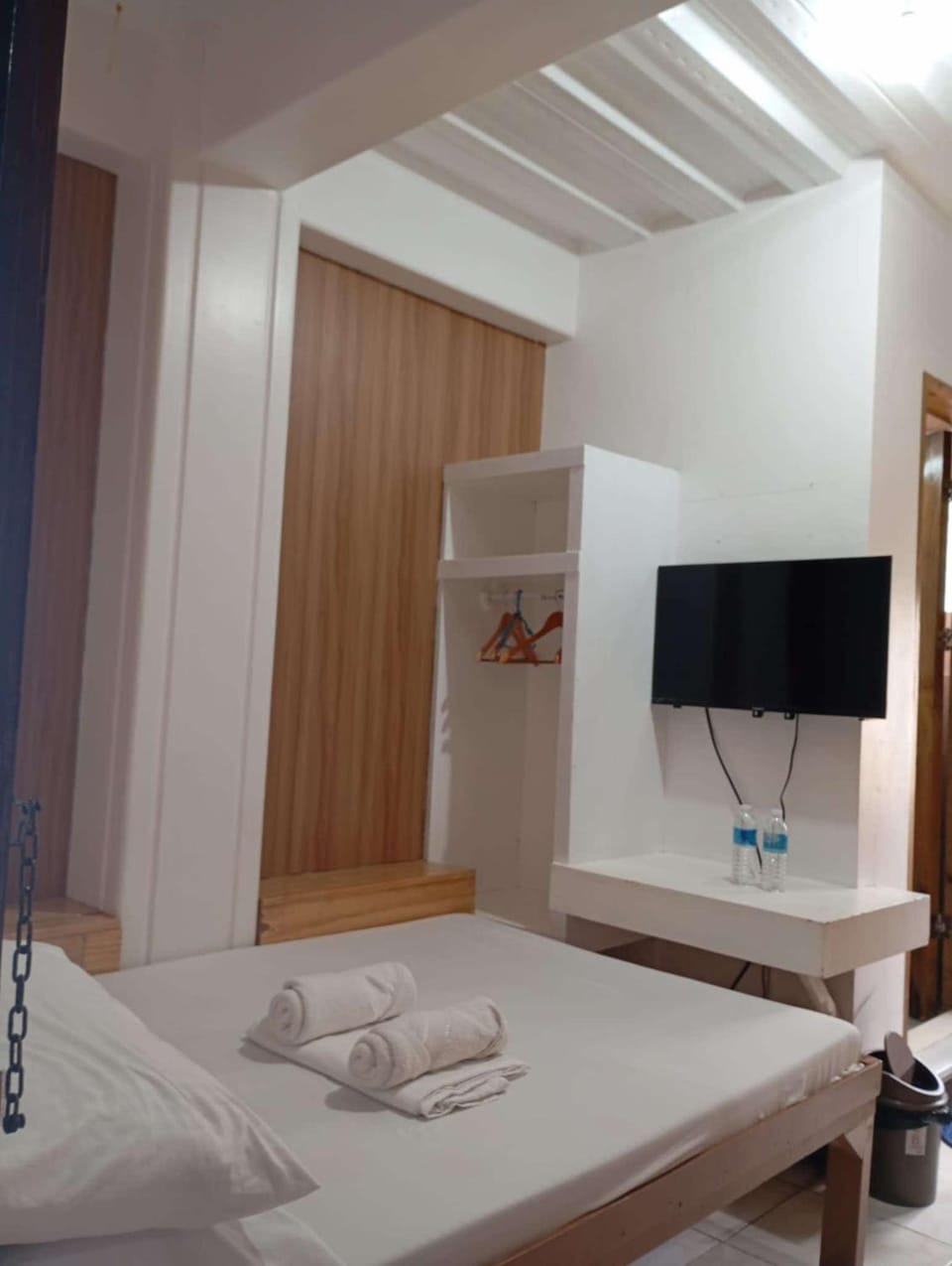 TV and multimedia, Bedroom, towels, wardrobe