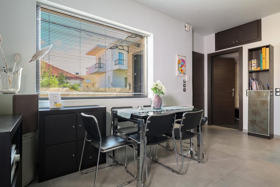 Villa Cicada Chania, steps from the beach, Car included House in Agia Marina