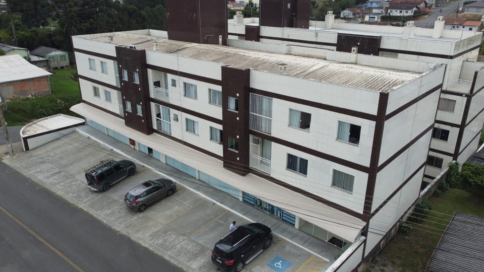 Property building, Facade/entrance, Location, Parking