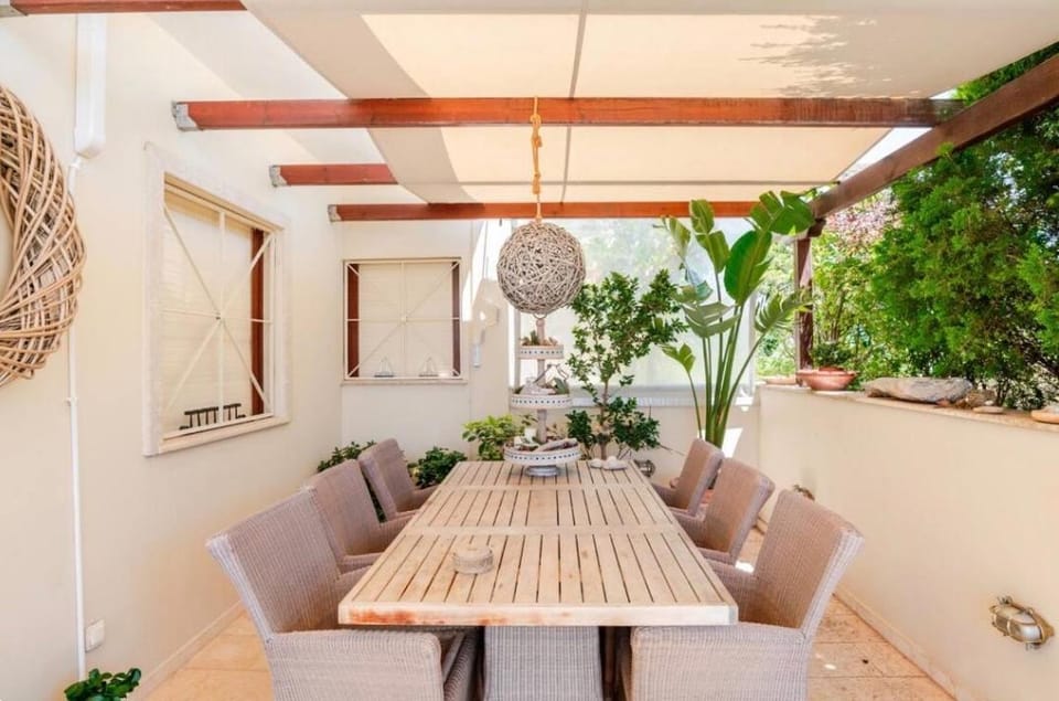 Luxury Apartment with Pool Apartment in Decentralized Administration of Attica
