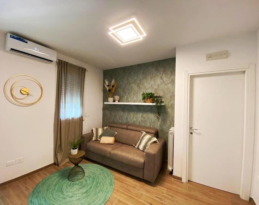 SeaBreezeGuestHouse Relax&Business Apartment in Montesilvano