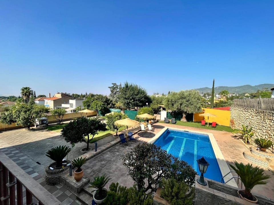 Natural landscape, Mountain view, Pool view, Swimming pool, sunbed