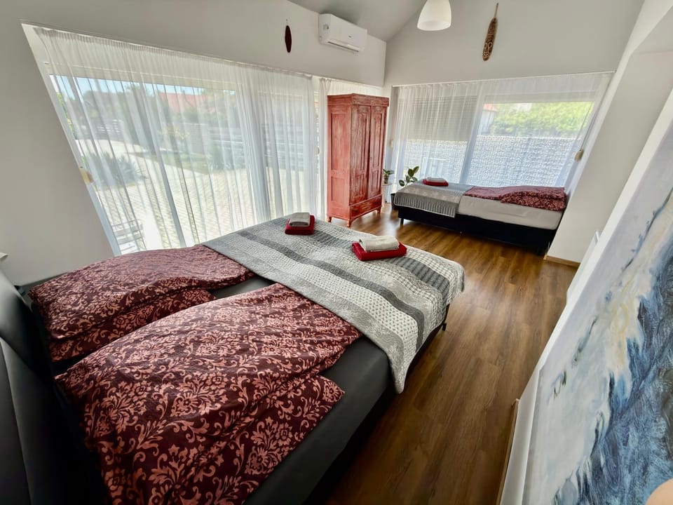 Ulics vendégház II Apartment in Hungary