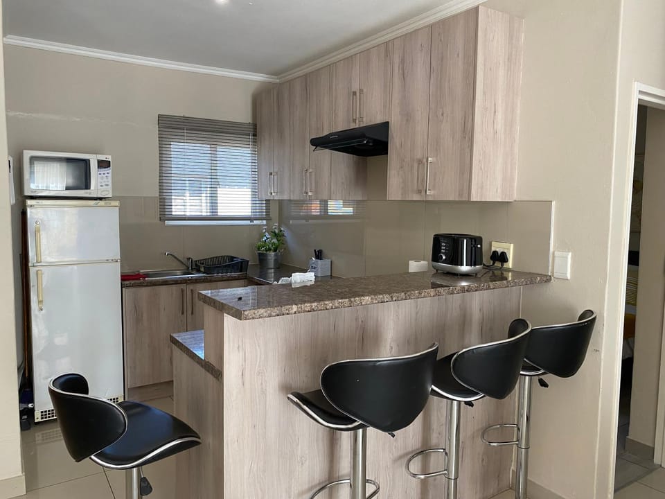 Kitchen or kitchenette, Communal kitchen, kitchen, kitchen