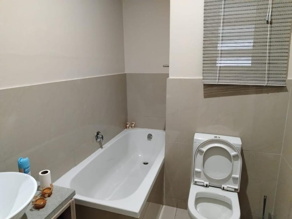 Toilet, Bathroom, Bath