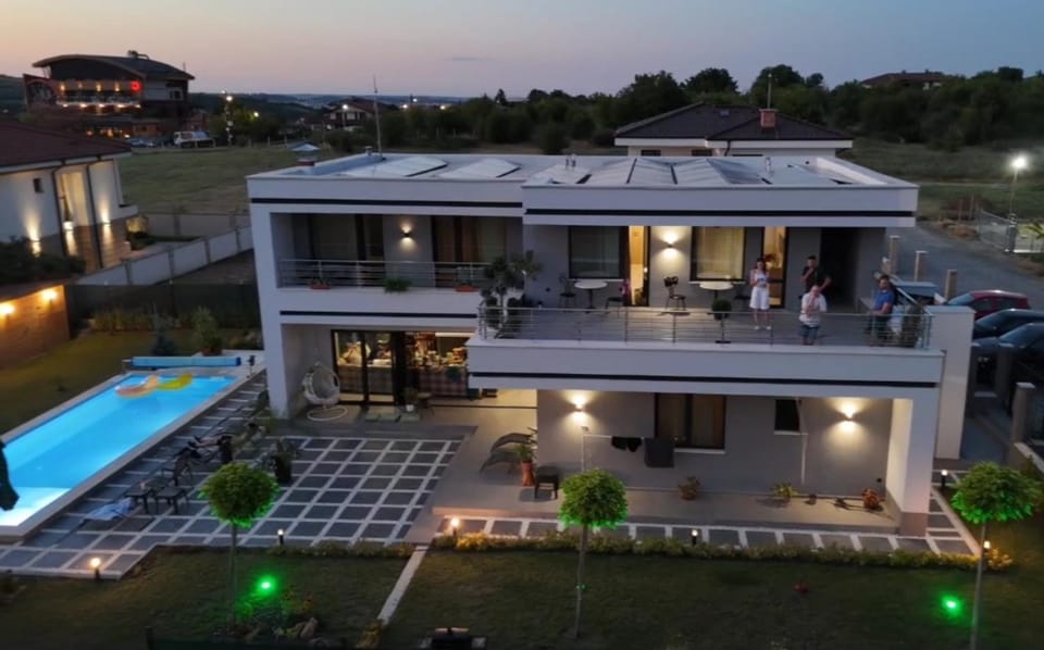 Къща за гости Вила Буч House in Bulgaria