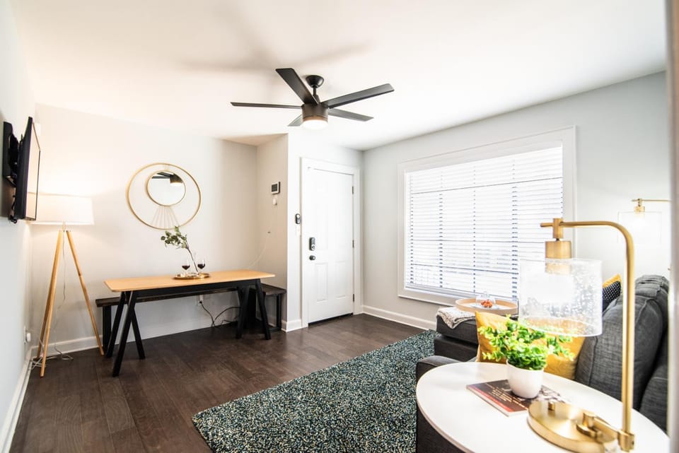 Spacious Duplex in Vibrant West End Atlanta House in Atlanta