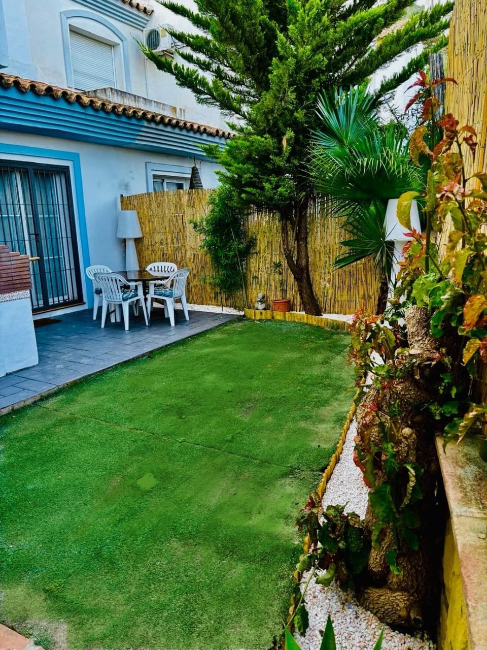 Patio, Garden, Garden view