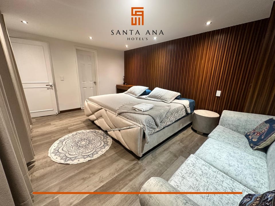 Bed, Living room, Photo of the whole room, Seating area, Bedroom