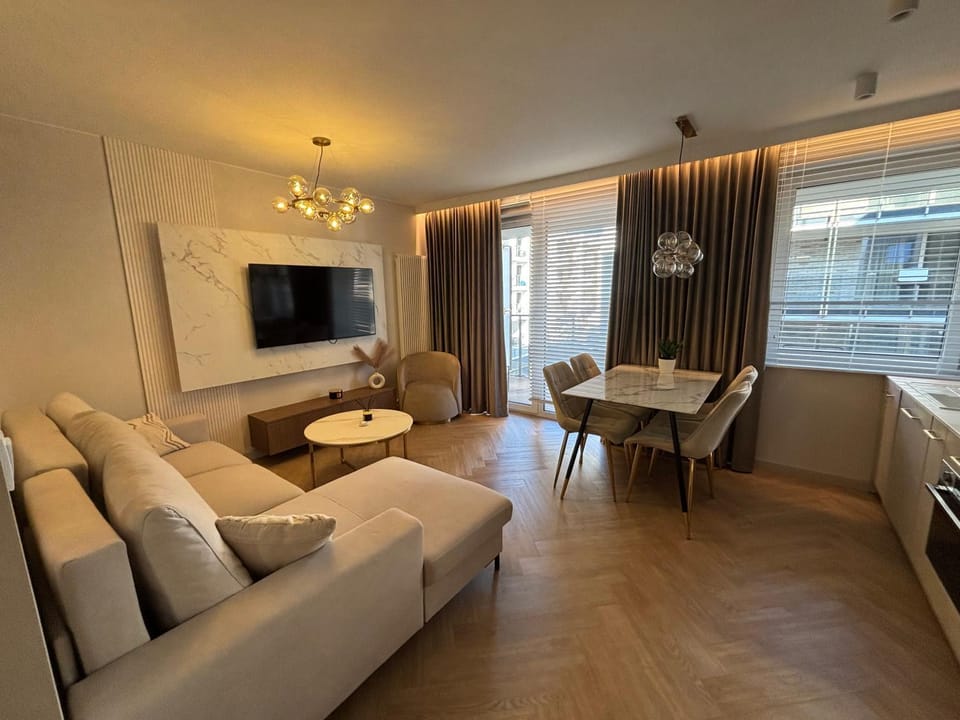 Apartament Kaszmir - garaż podziemny, duży taras, dostęp 24h Apartment in Poland
