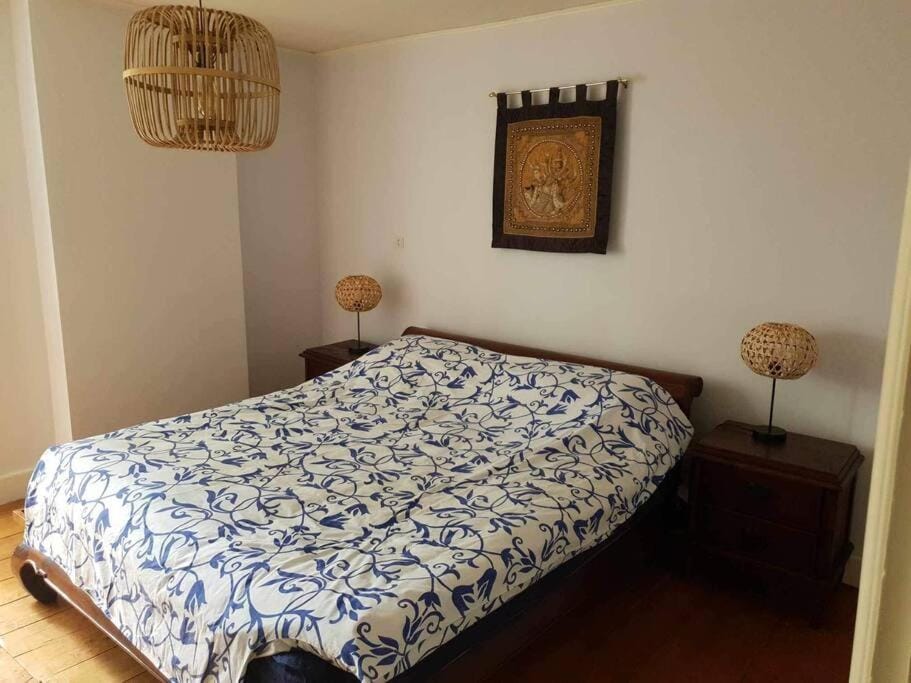 Bed, Bedroom