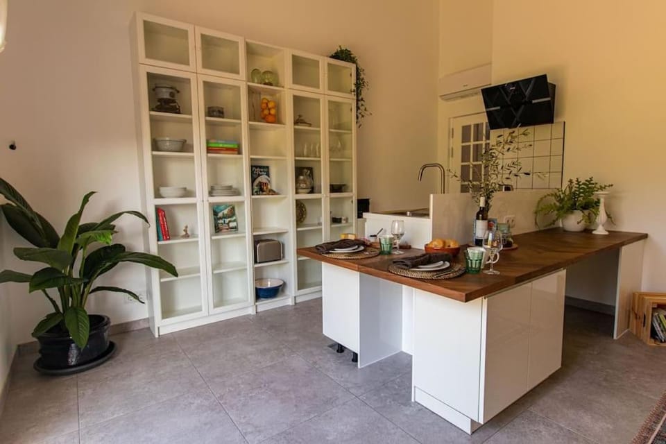 Farm Lodges Olive, Casa Jacaranda Apartment in Moncarapacho