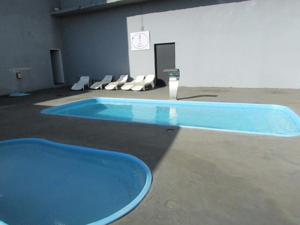 Property building, Swimming pool