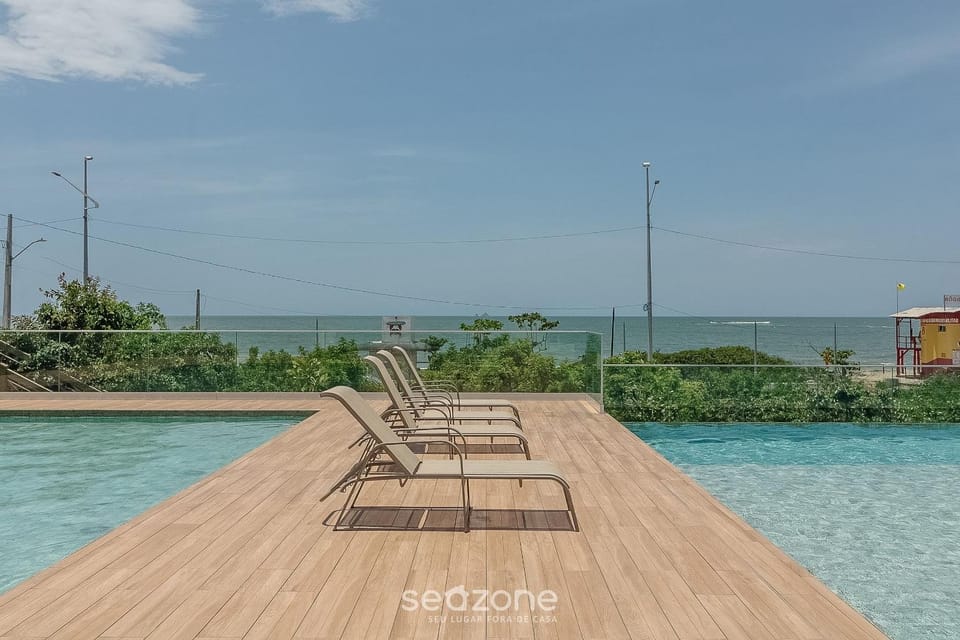 Seafront condominium with pool - SHC Apartment in State of Santa Catarina