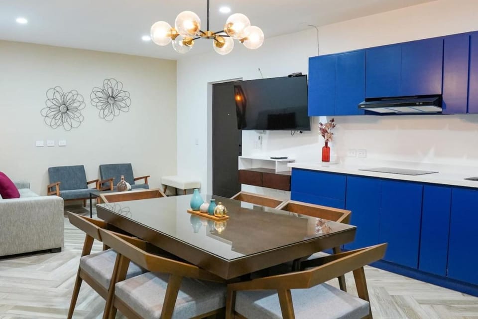 King Bed Retreat Parking Ideal Workspace Apartment in Mazatlan