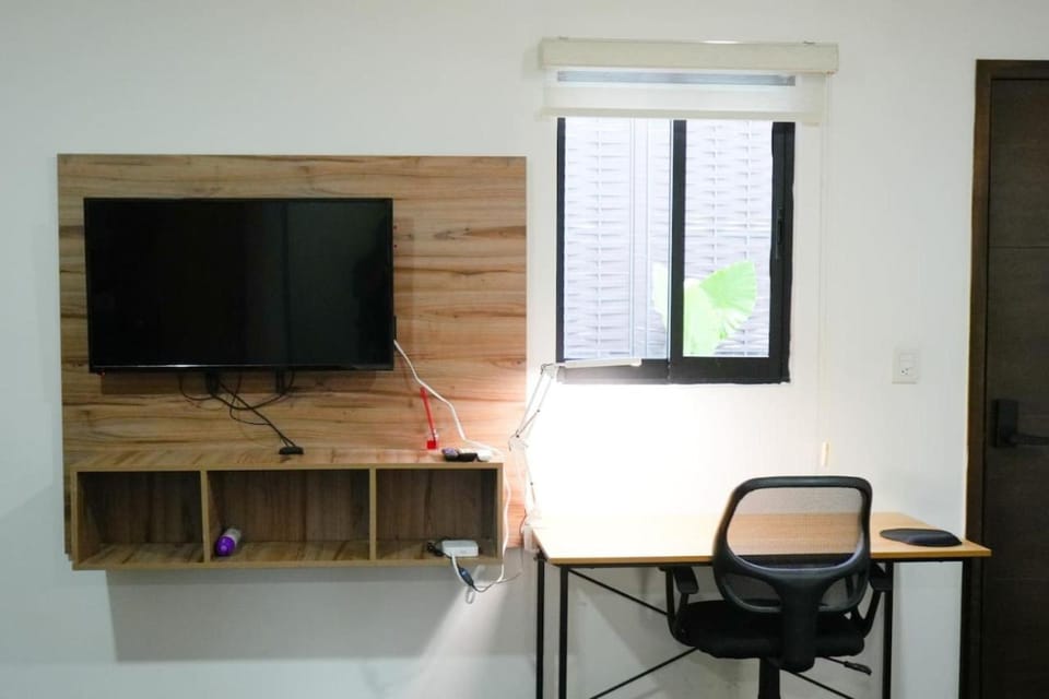 Central Business Trip and Couples 1BR 1BA Office Apartment in Mazatlan