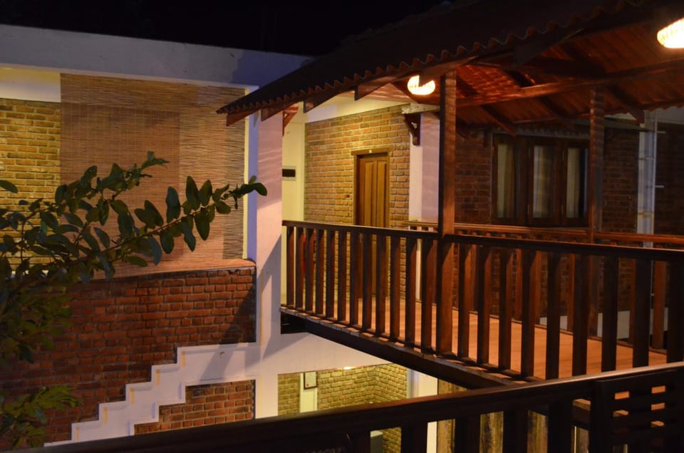 Property building, Night, Bird's eye view