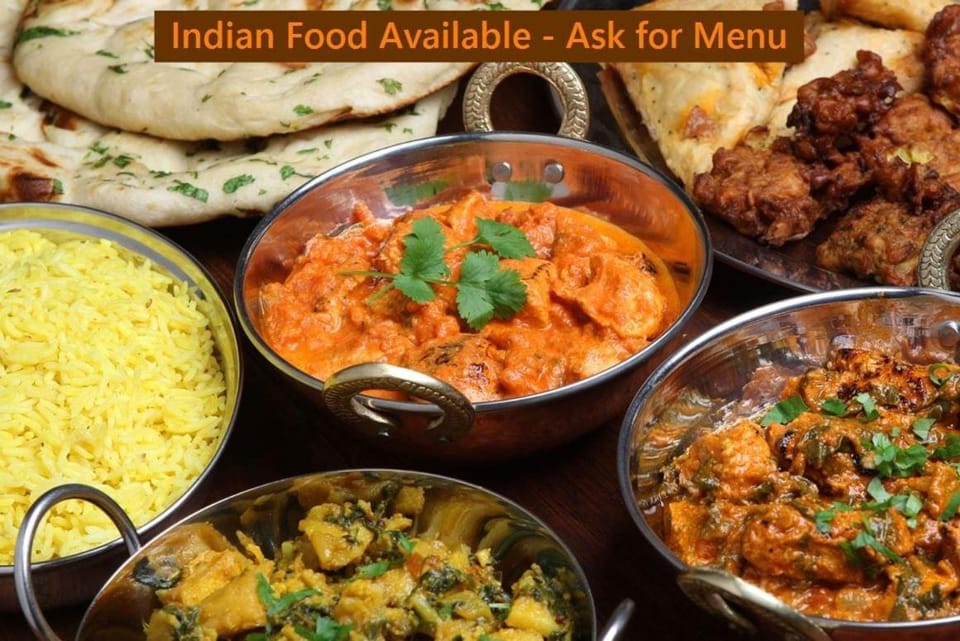 Sunny Island Cliff Side Views Apartment in Anacortes