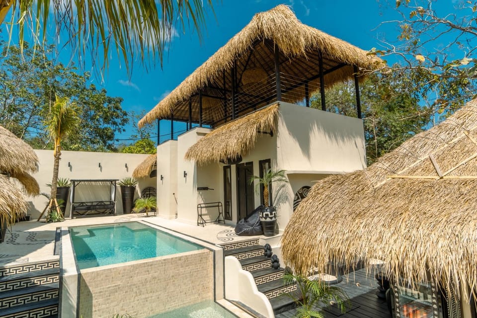 Patio, Day, Pool view, Swimming pool, sunbed