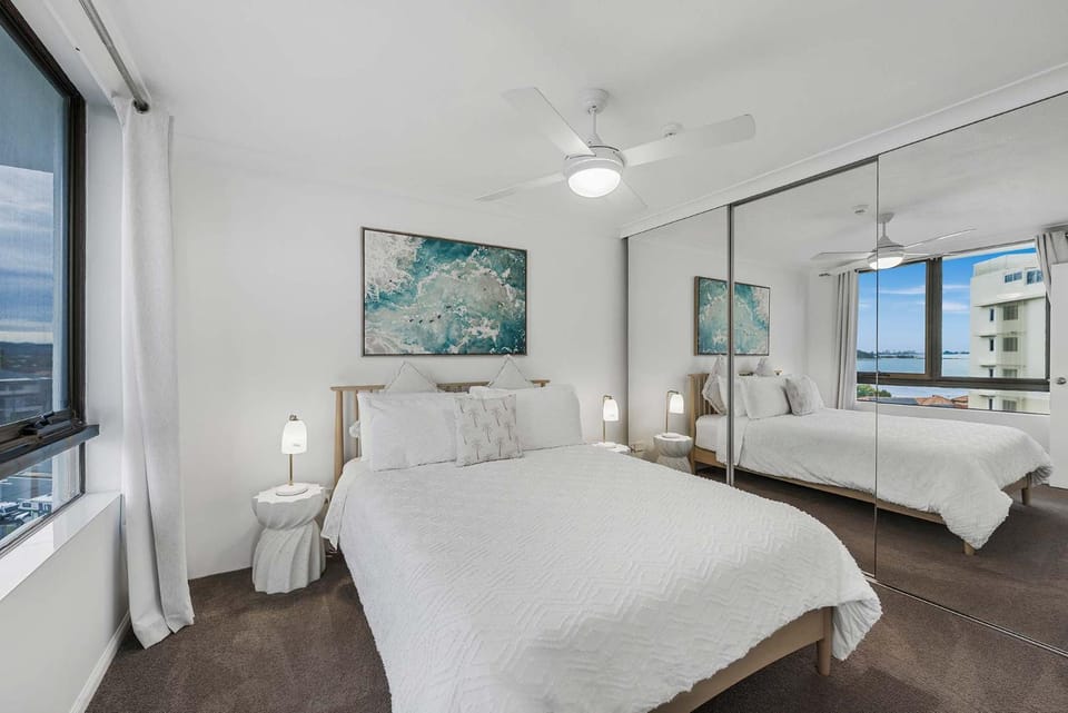 Pearl By Khove Apartment in Palm Beach