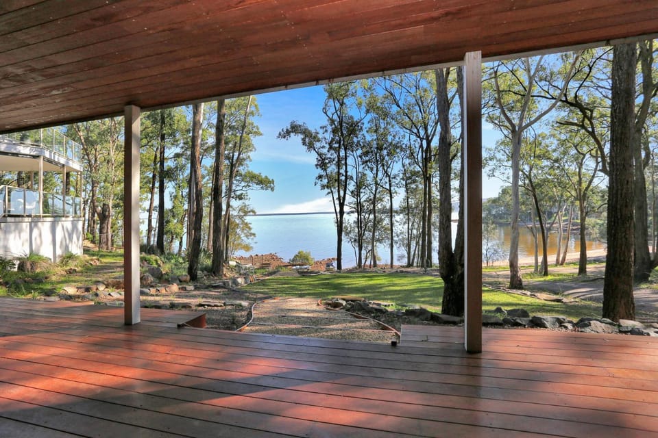 Keera House on Heros Bay House in North Arm Cove
