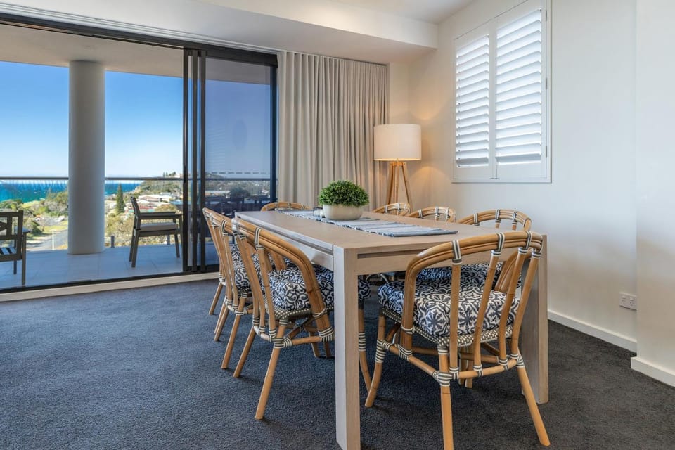 Dining area, Sea view