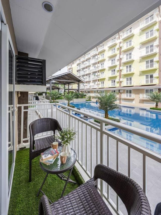 Balcony/Terrace, Swimming pool