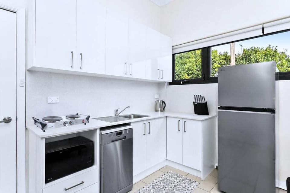 GLE18 Glebe Gem Chic Studio Apartment in Prime Location Apartment in Sydney