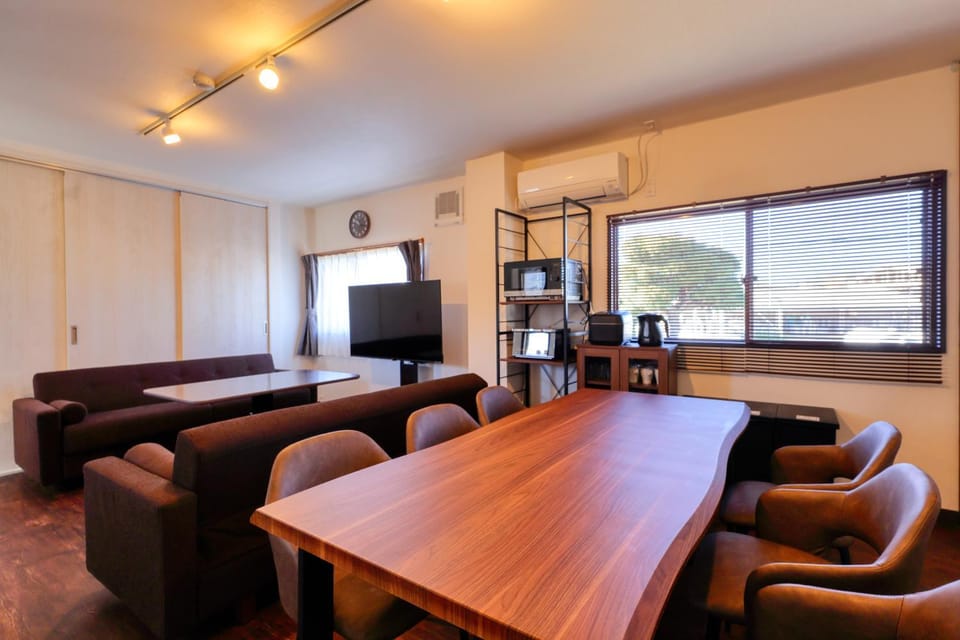 TV and multimedia, Kitchen or kitchenette
