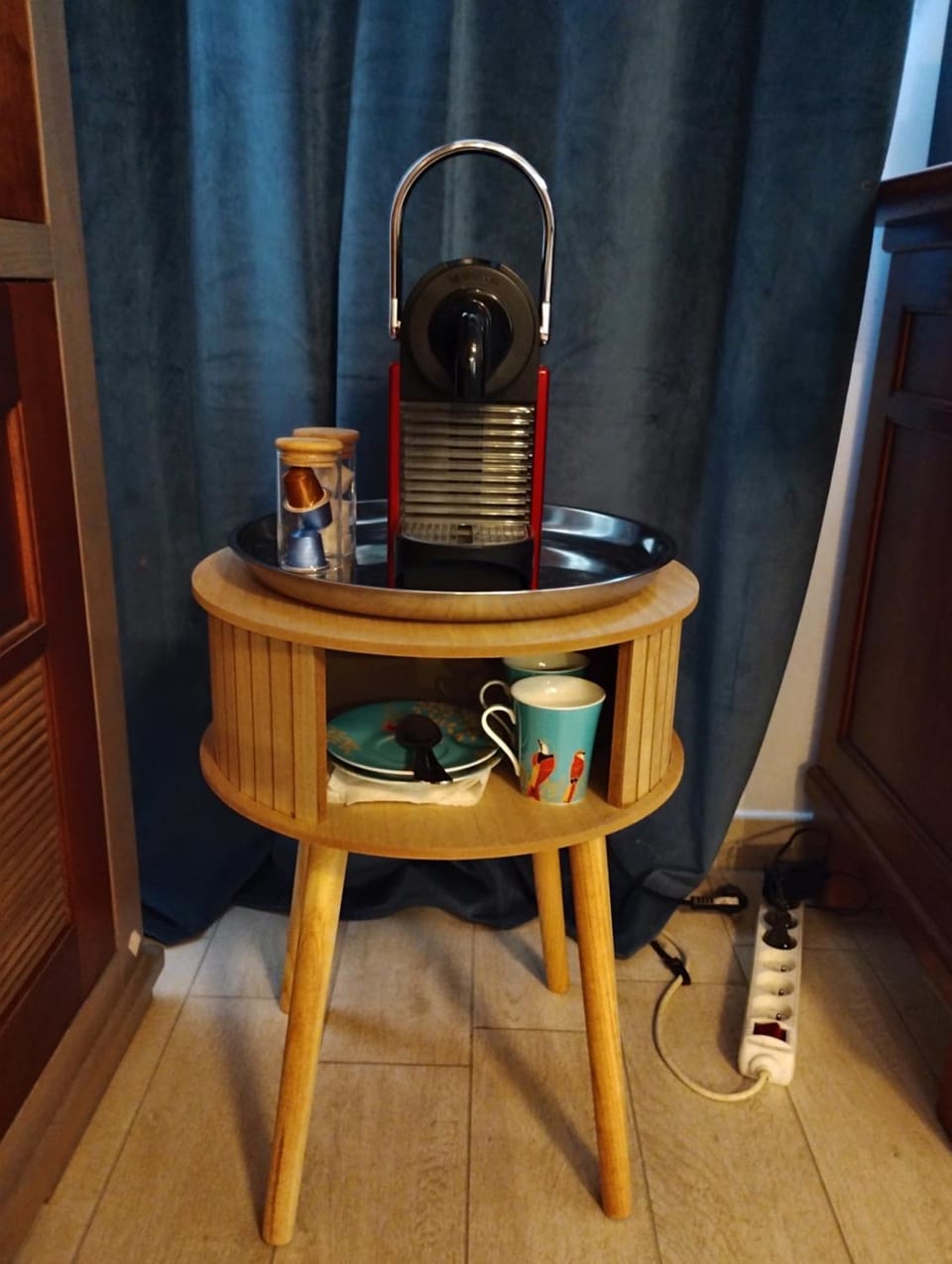 Séjour en famille, 2 chambres chez l'habitant dans longère, avec berceau ou lit bébé ou lit pliant, relais motard, Nespresso à disposition dans chambre Bed and Breakfast in Pays de la Loire