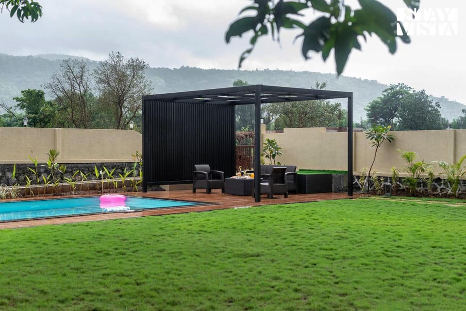 Garden, Garden, Swimming pool