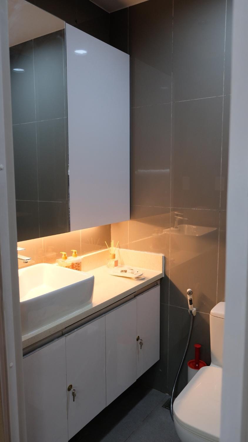 Toilet, Bathroom