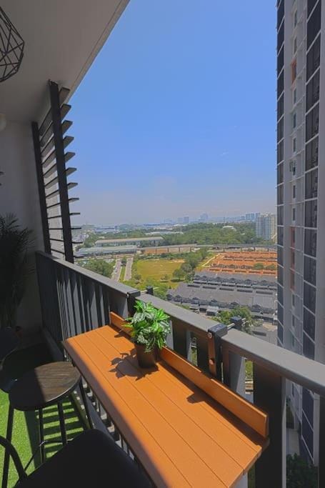 Natural landscape, View (from property/room), Balcony/Terrace, Living room, Seating area