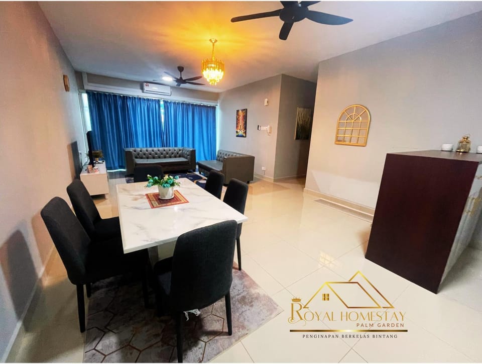 Living room, Seating area, Dining area, kitchen, air conditioner