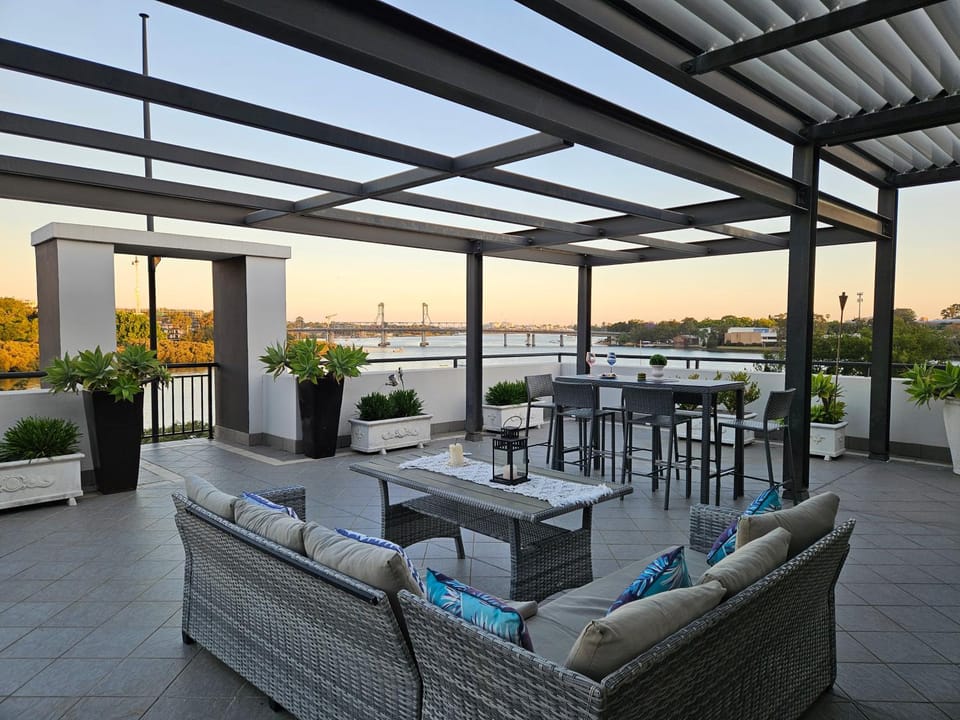 Breathtaking Waterfront Penthouse with Big Terrace nr Olympic Park and Free parking Apartment in Sydney