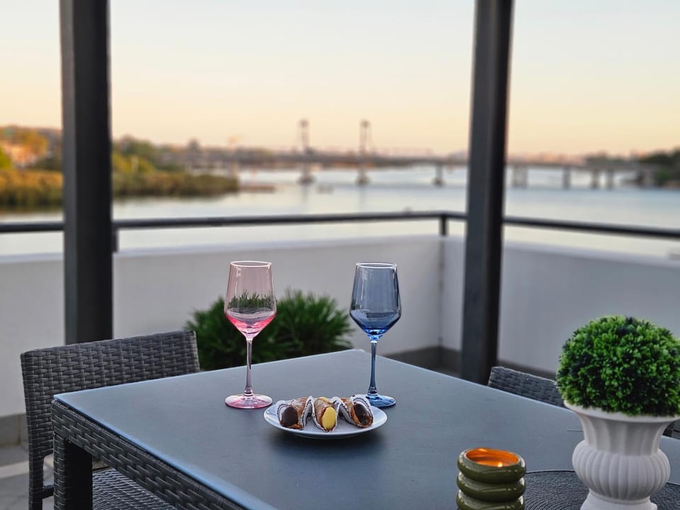 Breathtaking Waterfront Penthouse with Big Terrace nr Olympic Park and Free parking Apartment in Sydney