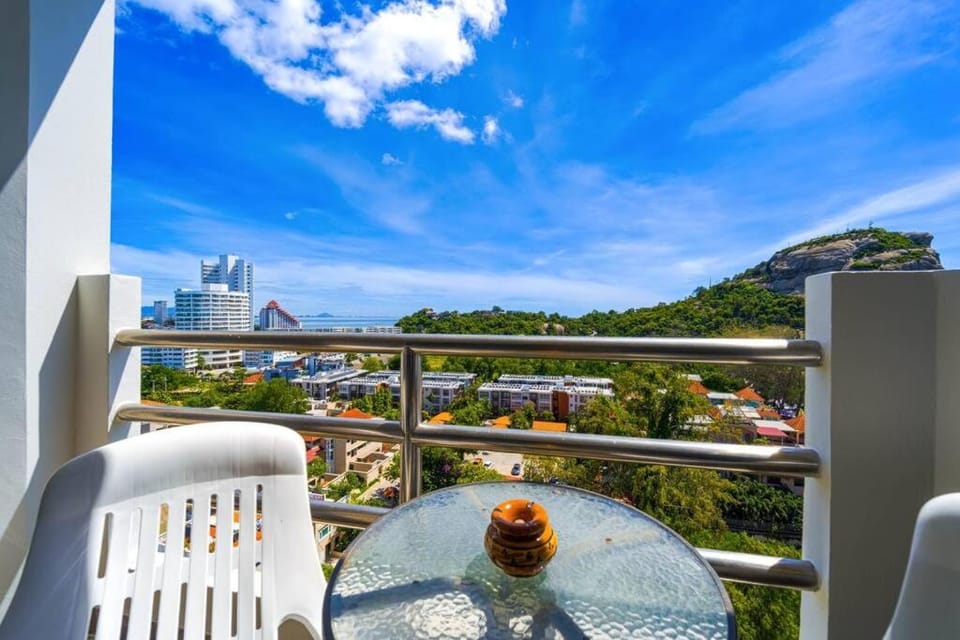 Beachfront 2 bed Condo with Seaview! - BW2 Apartment in Nong Kae