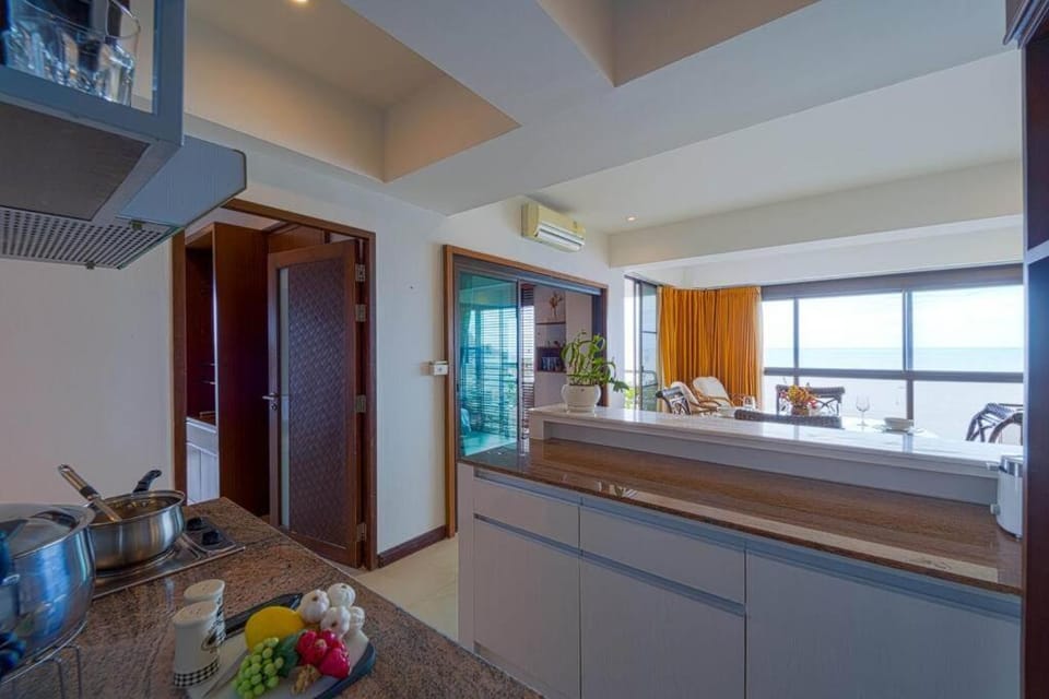 Beachfront 2 bed Condo with Seaview! - BW2 Apartment in Nong Kae
