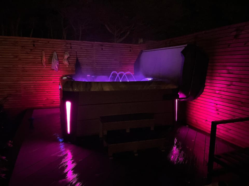 Beautiful family home with hot tub House in Colchester