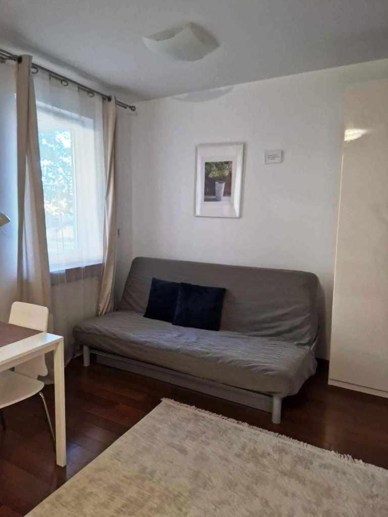 Great Apart Kabaty Apartment in Warsaw