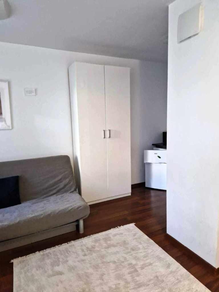 Great Apart Kabaty Apartment in Warsaw