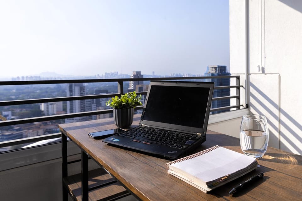 View (from property/room), Balcony/Terrace, Meeting/conference room