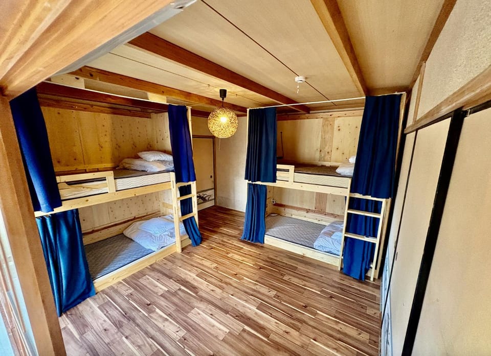 bunk bed