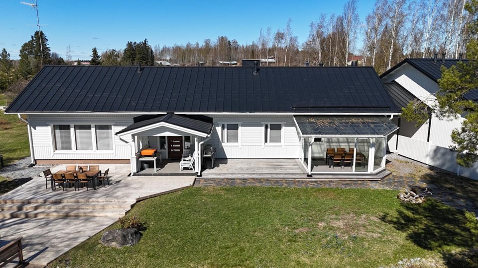 Property building, Spring, Day