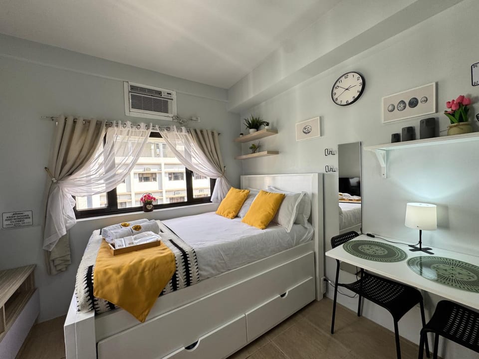 Studio City Comfort T4 Apartment in Muntinlupa