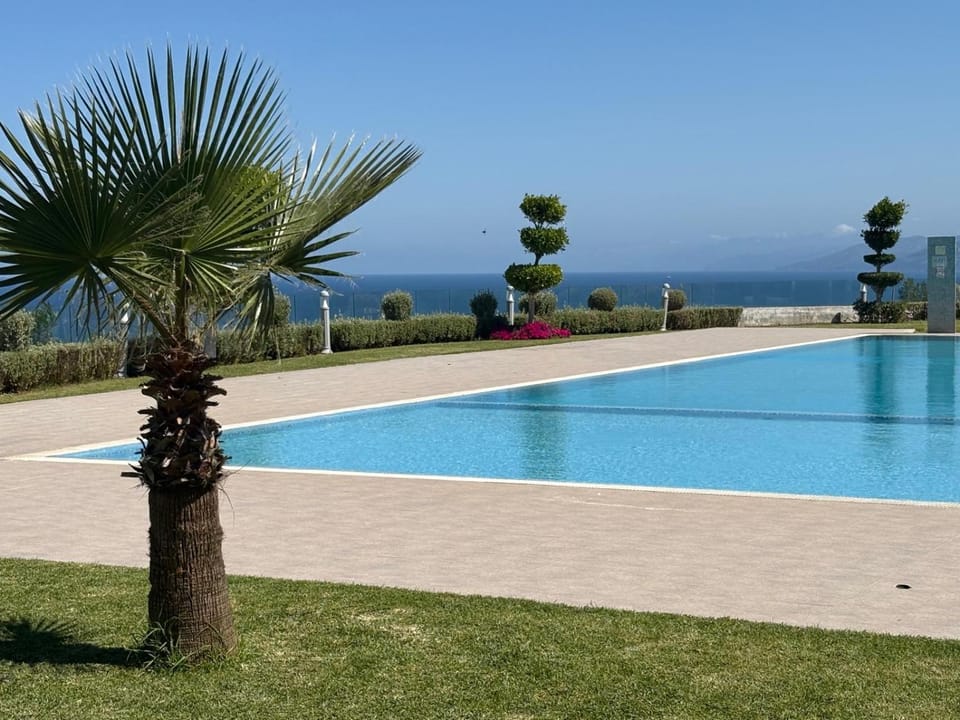 Sea view, Swimming pool