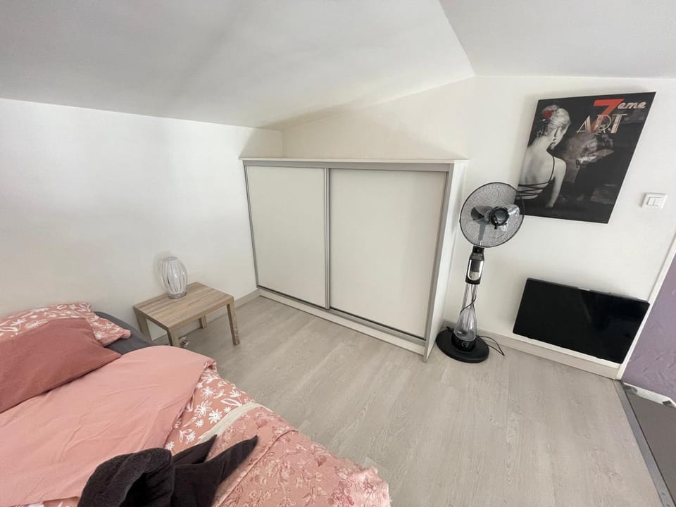 Bed, Bedroom, wardrobe