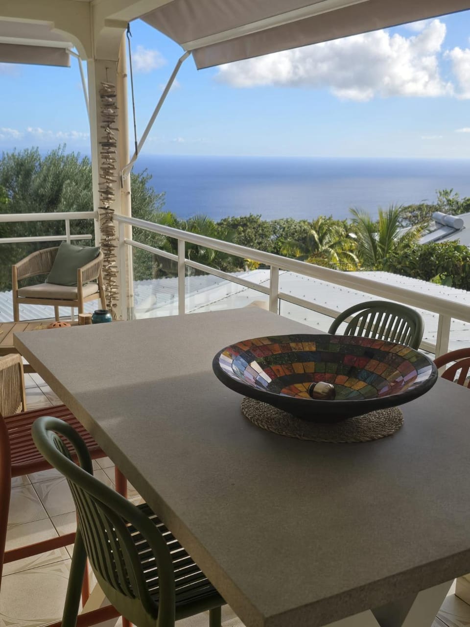 Patio, Dining area, Sea view
