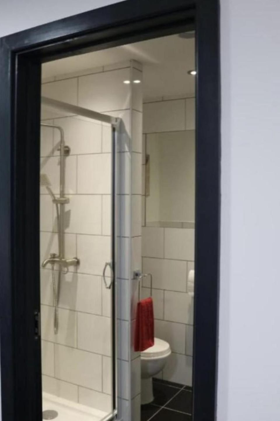 Studio - Sleeps 2 - Parking - Wifi Apartment in Nottingham