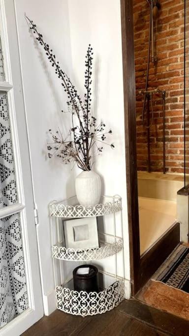 Decorative detail